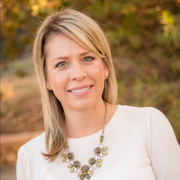 Meet your Posher, Jessica - Picture 1 of 1